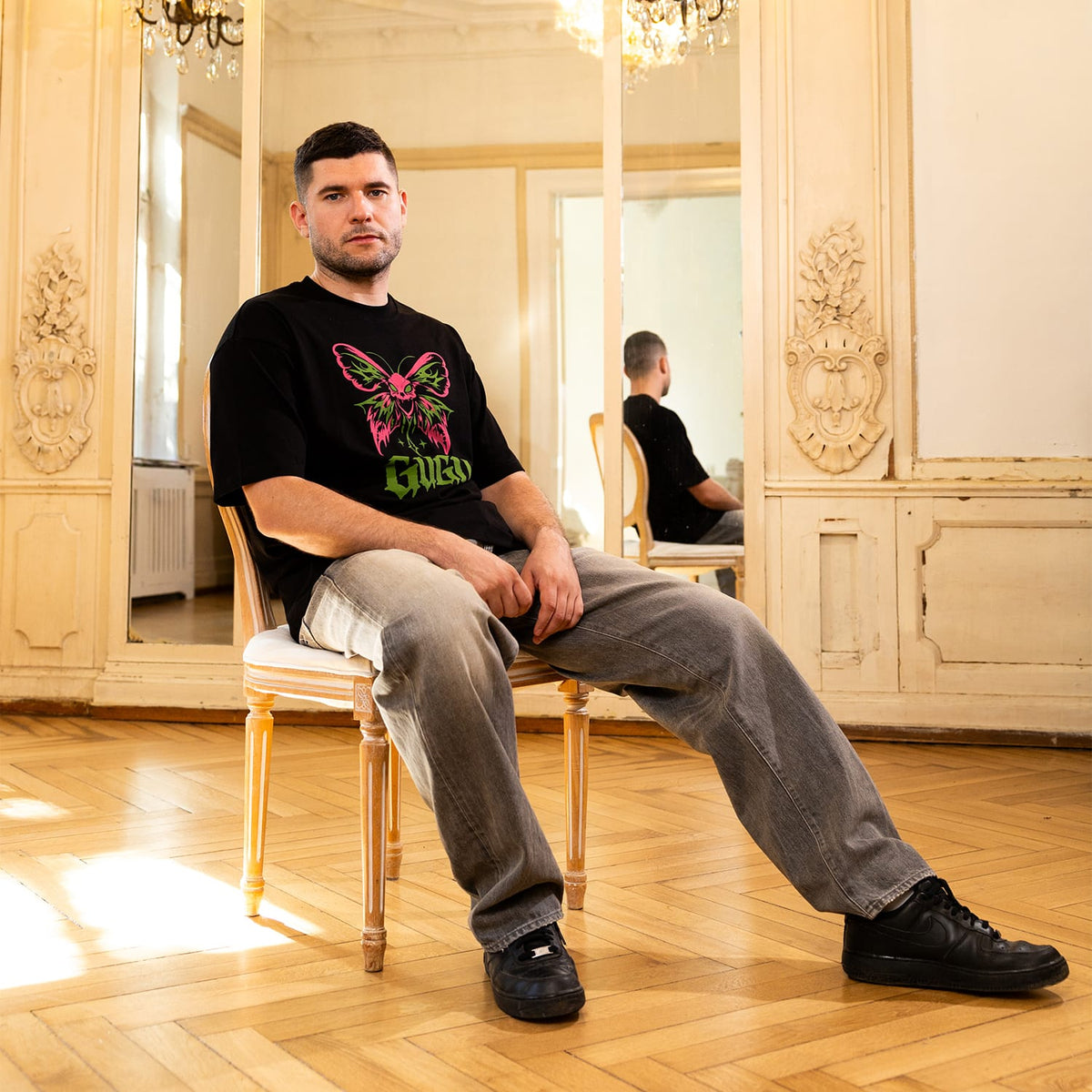GUGU t-shirt "GUGU BUTTERFLY EVOLUTION" black